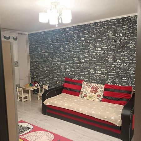 Private Room Near 3 Min Metrou Crangasi, 40 M2 Bukurešť Exteriér fotografie