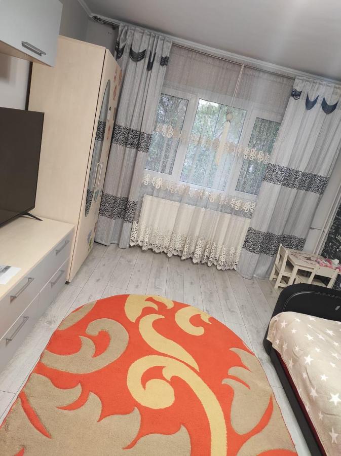 Private Room Near 3 Min Metrou Crangasi, 40 M2 Bukurešť Exteriér fotografie
